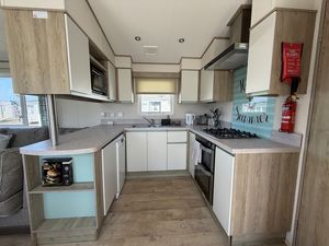 Kitchen- click for photo gallery